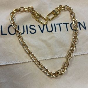 Louis Vuitton Chain Strap